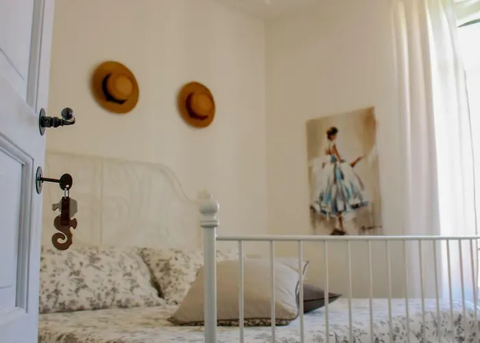 Azzurro Bed and breakfast 4*